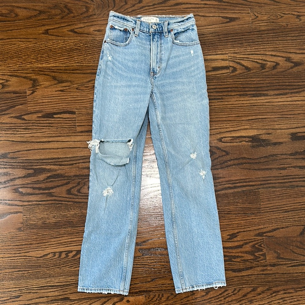 Abercrombie & Fitch the 90s Straight Ultra High Rise